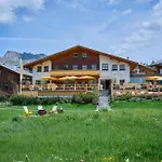 Mohnenfluh Hotel 4*