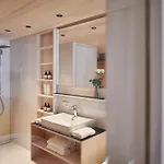 Hotel Mohnenfluh 4*