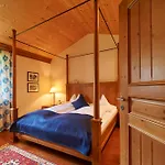 Hotel Mohnenfluh Lech