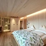Mohnenfluh 4*