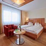 Mohnenfluh Hotel Lech