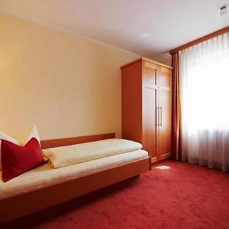 Mohnenfluh 4* レッヒ