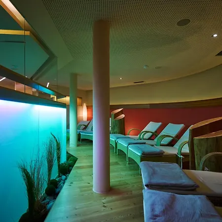 Mohnenfluh Hotel