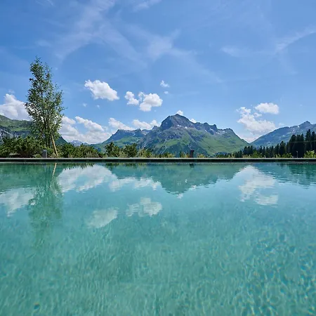 Mohnenfluh ホテル 4*