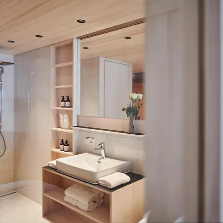 Hotell Mohnenfluh 4*