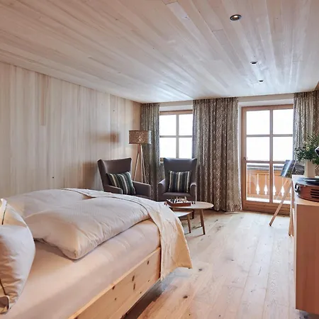 Mohnenfluh 4* レッヒ