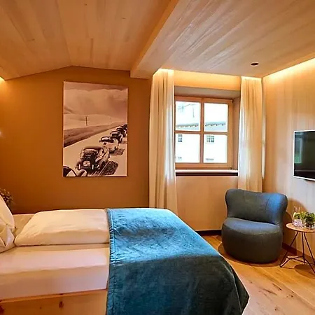 Hotel Mohnenfluh 4*